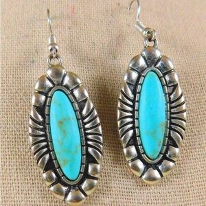 Vintage '90s Southwest Turquoise Dangle Earrings: Silver Beaded Design